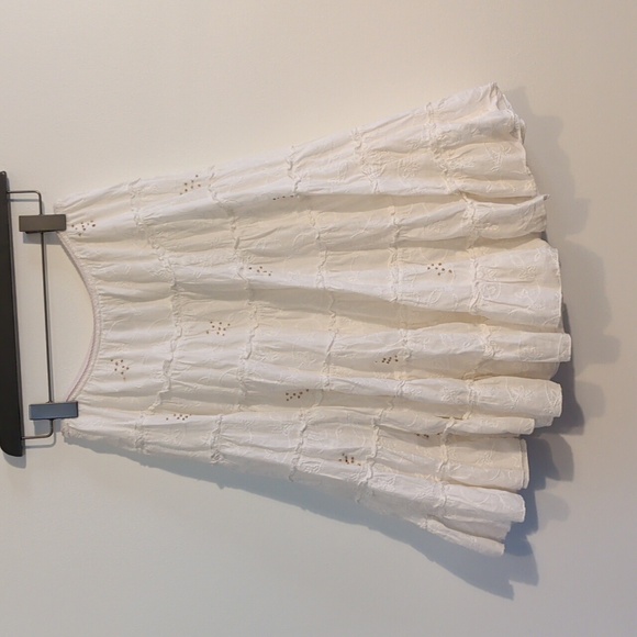 Guess Dresses & Skirts - GUESS VINTAGE white tiered a-line skirt - size small